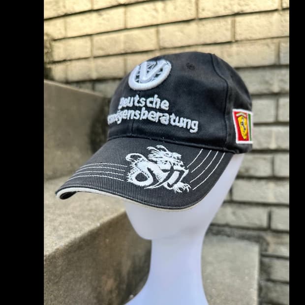 페라리 미하엘 슈마허 F1 블랙 캡 구해요ㅜㅜ