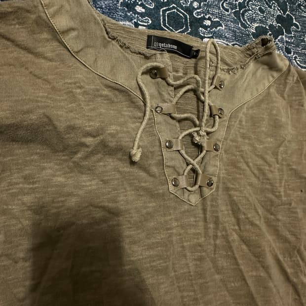 Vintage laceup tshirt