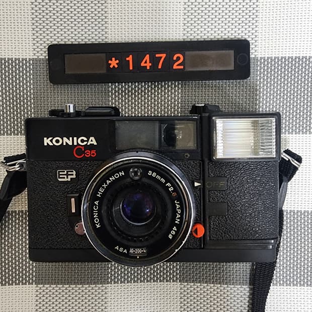 코니카 C 35 EF 필름카메라