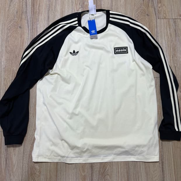 아디다스 오아시스 롱슬리브 2XL
