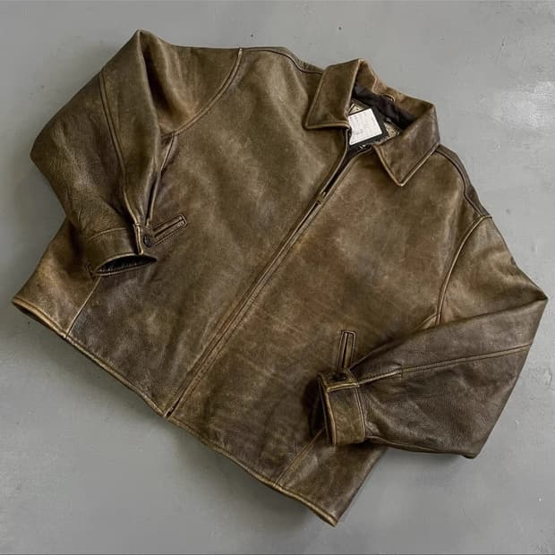 일본 빈티지 크롭 리얼 카우하이드 헤비 라이더 자켓