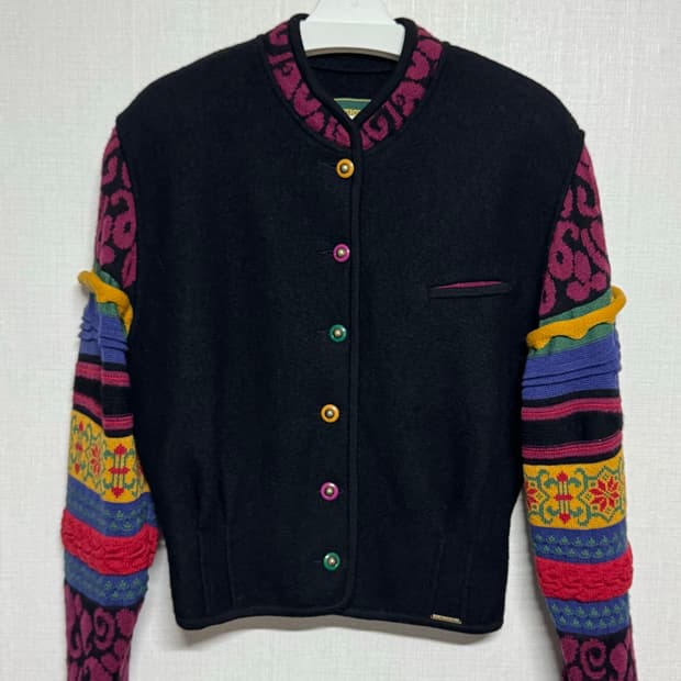 GEIGER 크롭 울 니트 가디건 남여공용