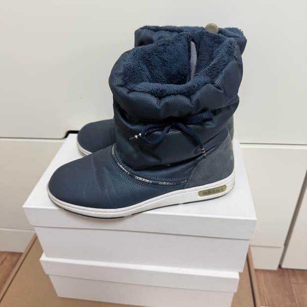 아디다스 부츠 245