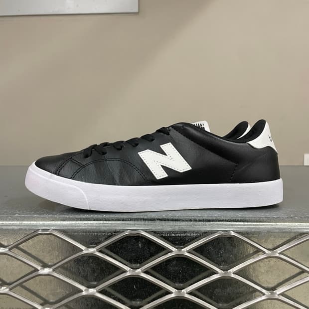 뉴발란스 210 스니커즈 블랙 245