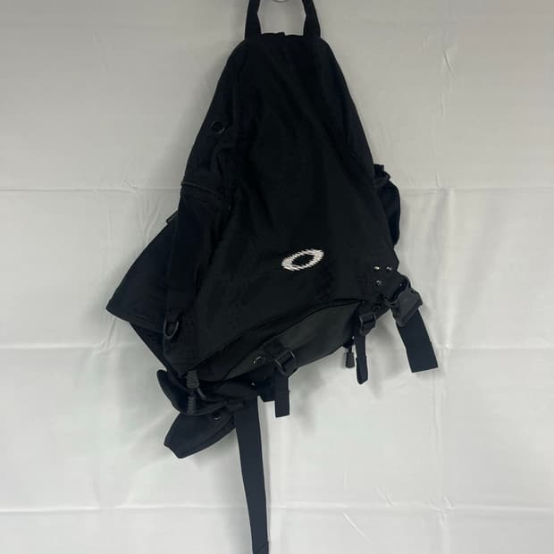 00s OAKLEY 오클리 슬링백 블랙