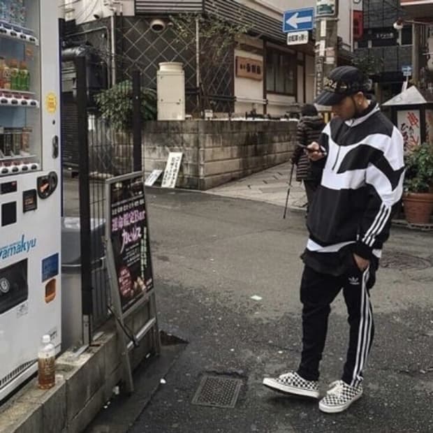 [m] 팔라스 아디다스 하프집업