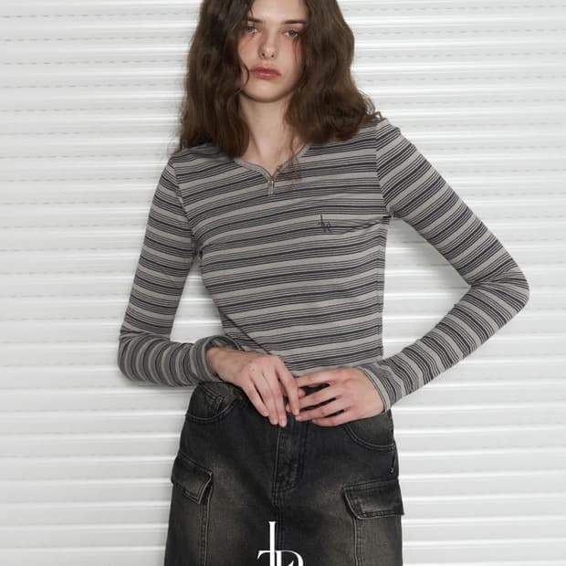 레더리 스트라이프 티셔츠