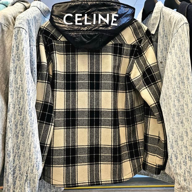 셀린느 체크 후드 패딩자켓 44사이즈
