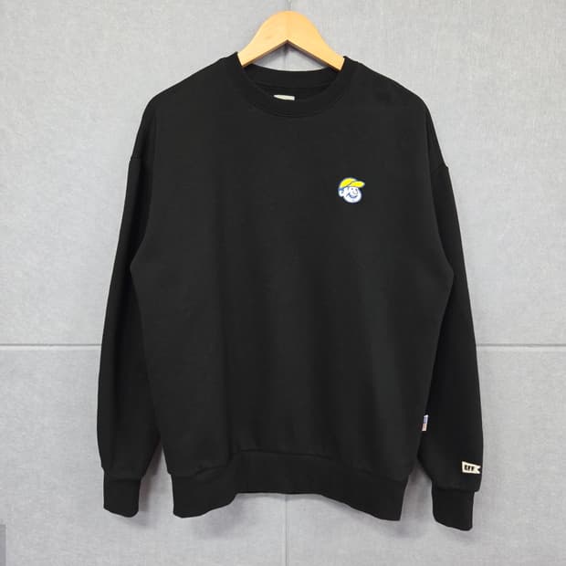 이벳필드(Ebbets Field) 베츠 캐릭터 기모 맨투맨 블랙