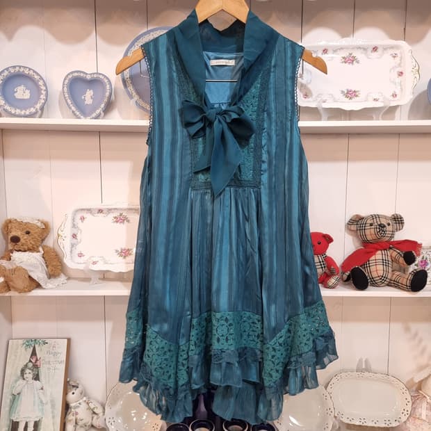 axes femme(악시즈팜) 딥틸 리본 레이스 쉬폰 원피스