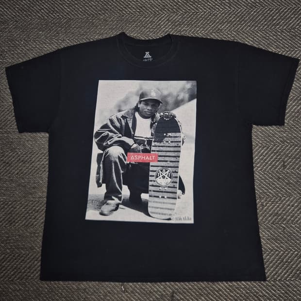 [XL] Eazy-E Asphalt Yacht Club 머천-A413