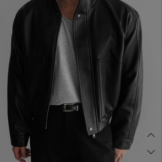 바우로 크롭 하이넥 레더 패널 자켓 M size