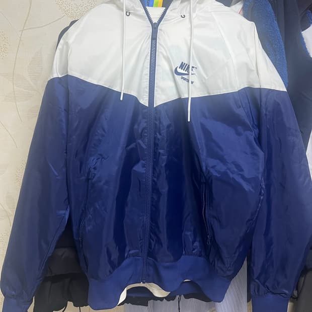 나이키 바람막이