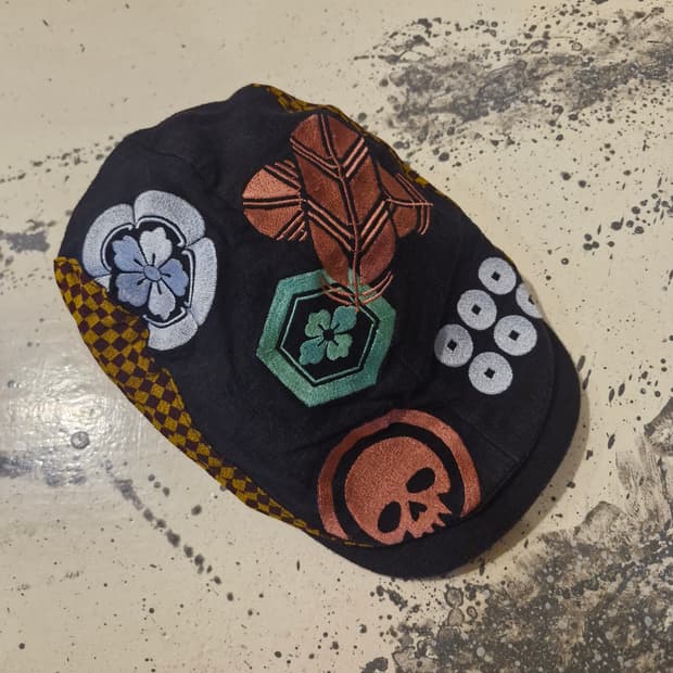 JPN 빈티지 자수 헌팅캡