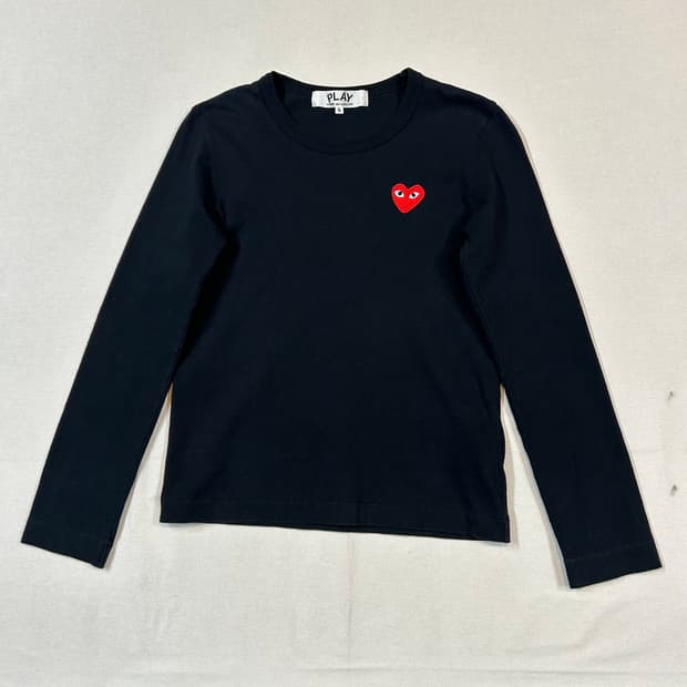 S) 꼼데가르송 플레이 하트 롱슬리브 긴팔 티셔츠 정품