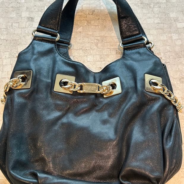 마이클코어스 레더 숄더백