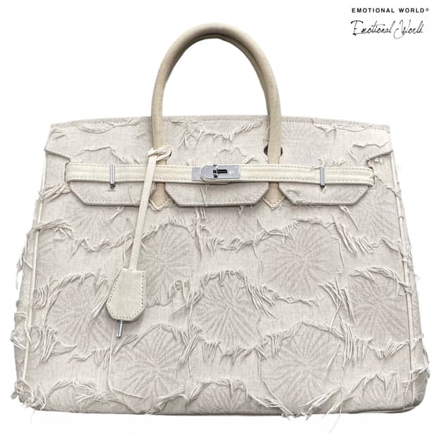 이모셔널 월드 (Emotional World)