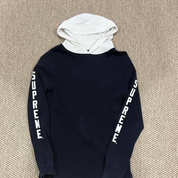 슈프림 15FW 와플 사이드 로고 후드티 네이비 M사이즈
