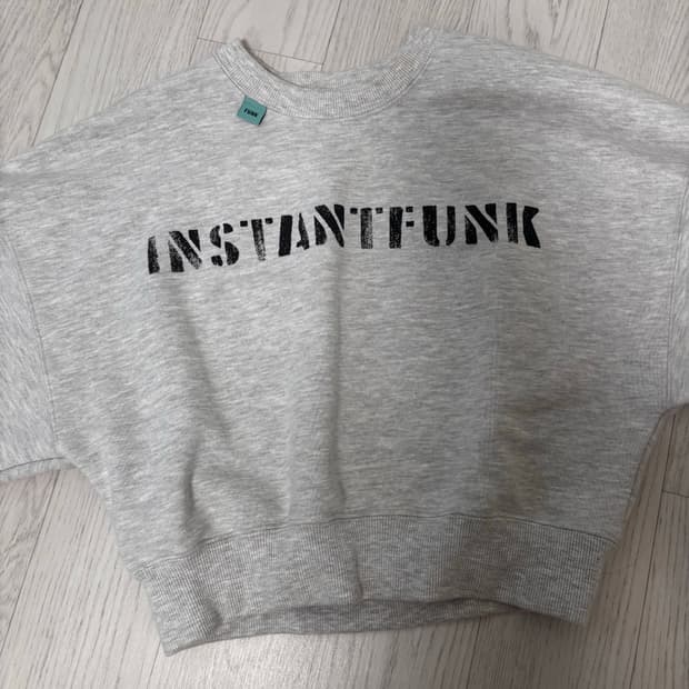 인스턴트펑크 맨투맨