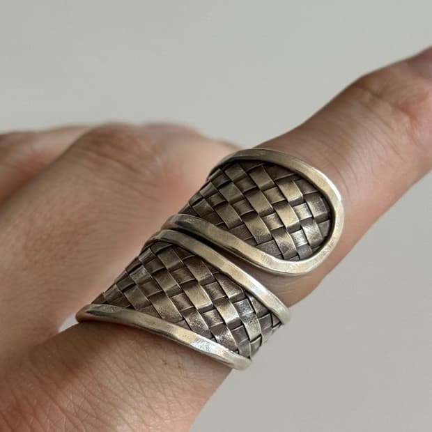 AROUND PATTERN RING 패턴 링 주변