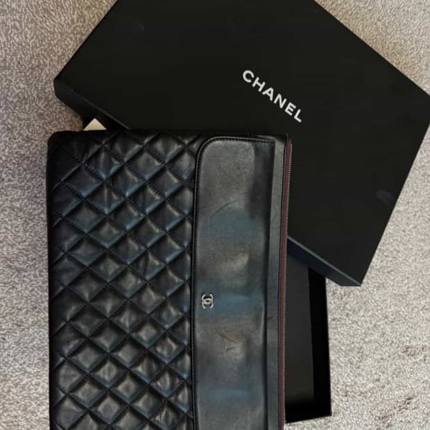 샤넬 블랙 퀄팅 램스킨 플랩 클러치백 라지