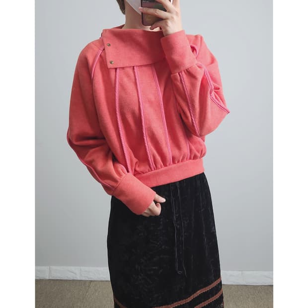 LILY BROWN 크롭 언발 탑