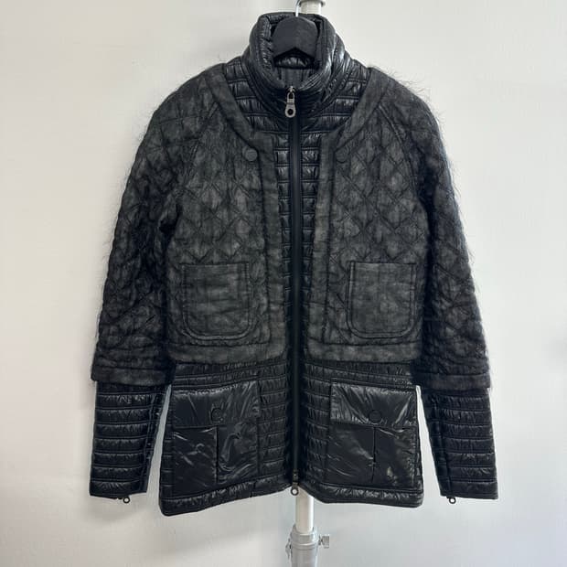 샤넬 레이어드 로고 패딩 자켓