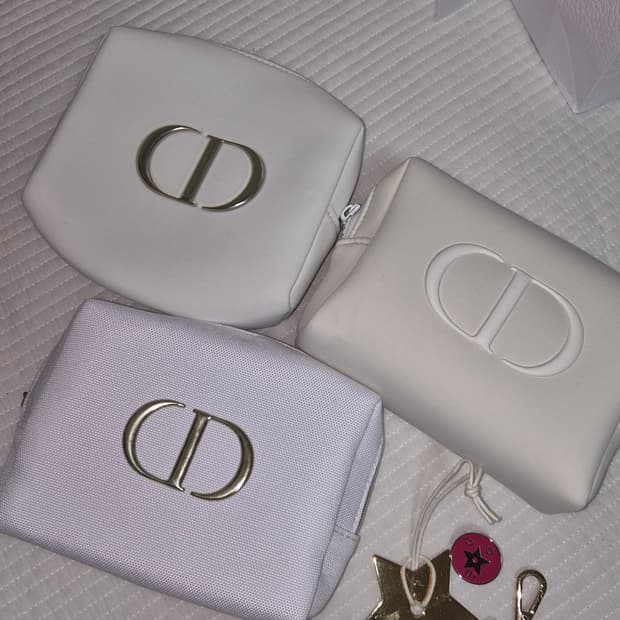 디올 파우치 화이트
