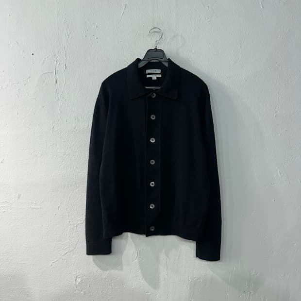 COS 부클레 가디건