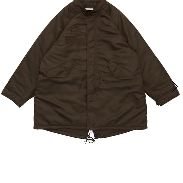 아노니모아 피쉬테일 파카 (1)