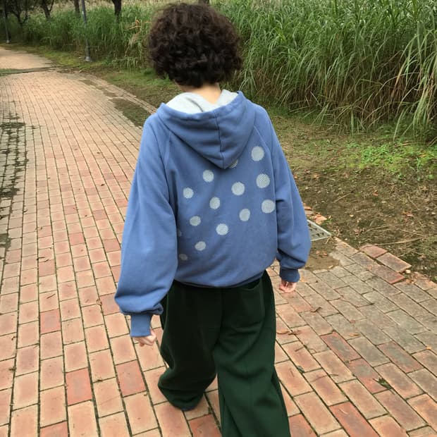 초록 스웻팬츠