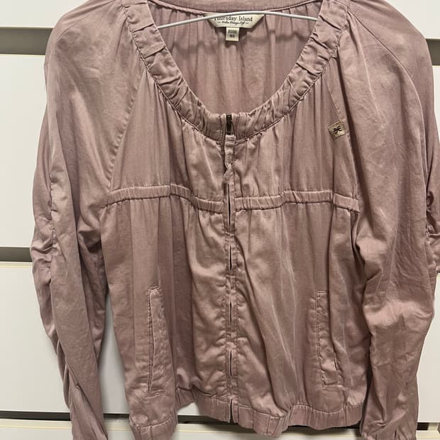 써스데이아일랜드 빈티지 핑크 아우터