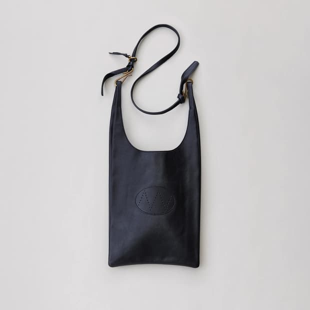 나이스네스 lowe 블랙 숄더백