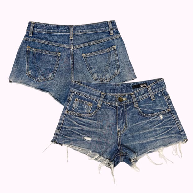 distressed denim hot pants