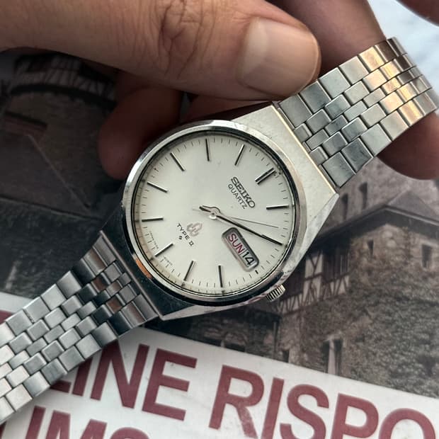 세이코 Seiko 쿼츠 Type 2 데이 데이트