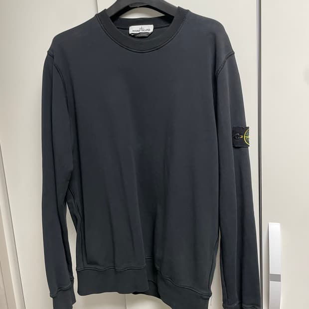 xl 스톤아일랜드 맨투맨