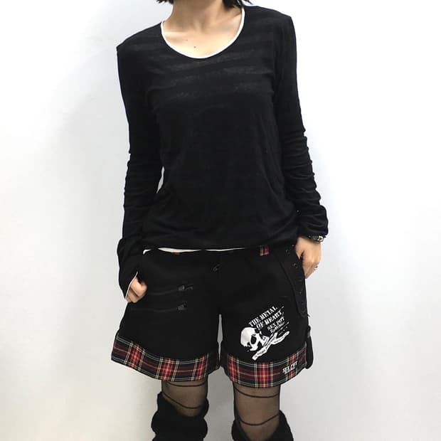 Semantic design 스컬 레이어드 롱슬리브