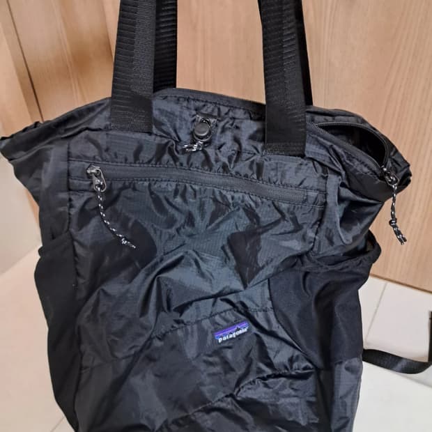 파타고니아 울트라라이트 블랙 홀 토트 팩 백팩