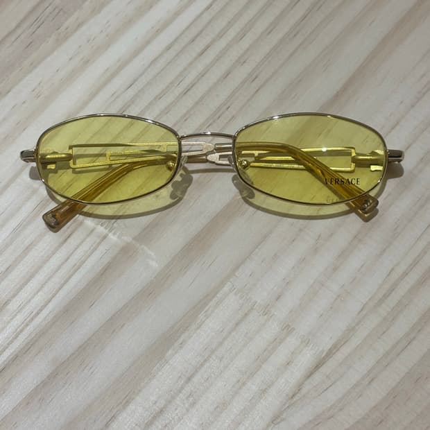 베르사체 금테 안경