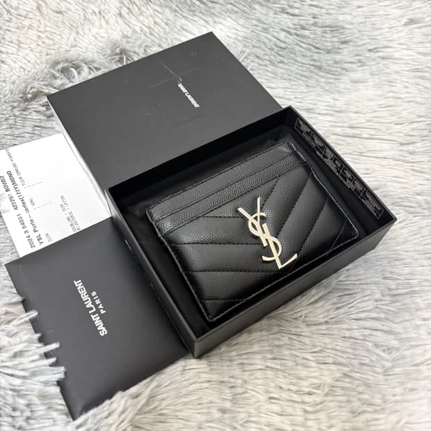 입생로랑 마틀라세 카드지갑 은장