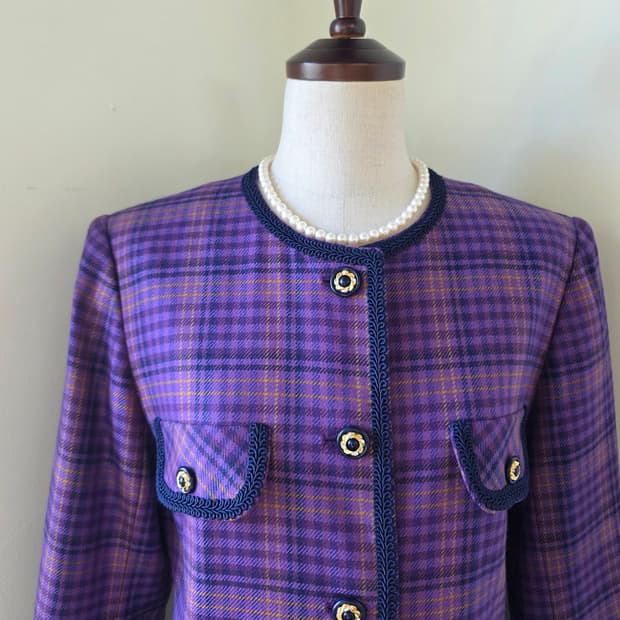 체크 패턴 레이스 테이핑 퍼플 자켓