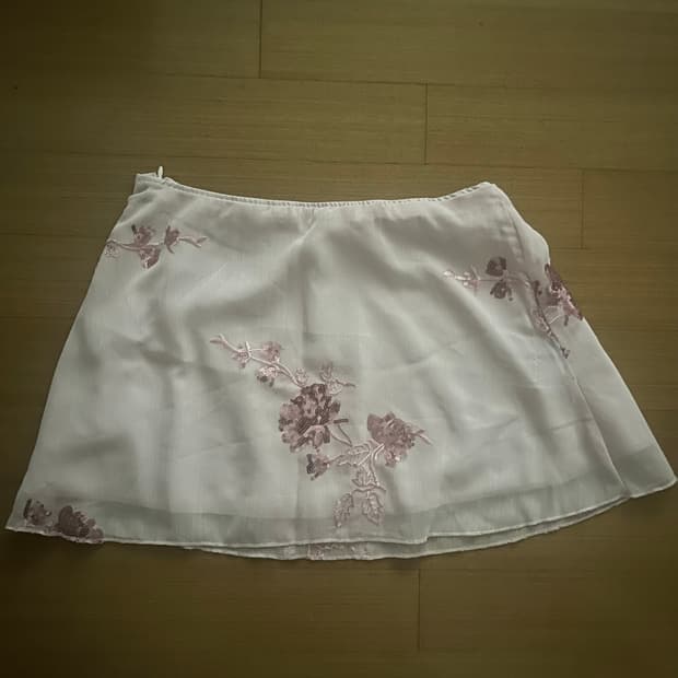 Vintage pink flower skirt