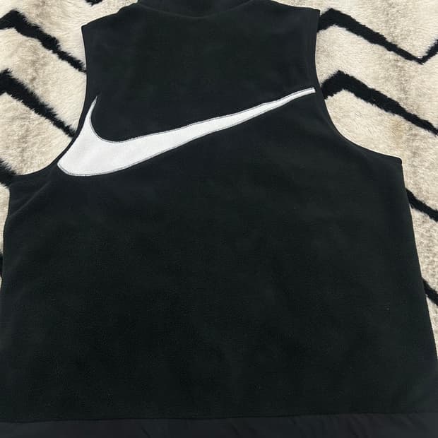 [M]나이키 빅로고 플리스 베스트/블랙