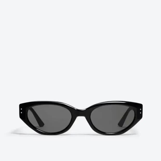 젠틀몬스터 로코코 01 블랙 구해요