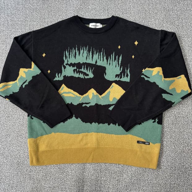 크리틱 캠핑 오로라 니트