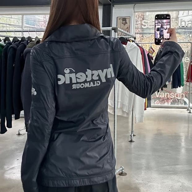 히스테릭글래머 체리 레터링로고 나일론 자켓