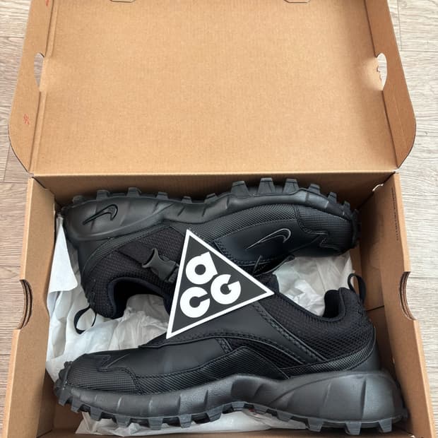 나이키 ACG 파사드 블랙 275