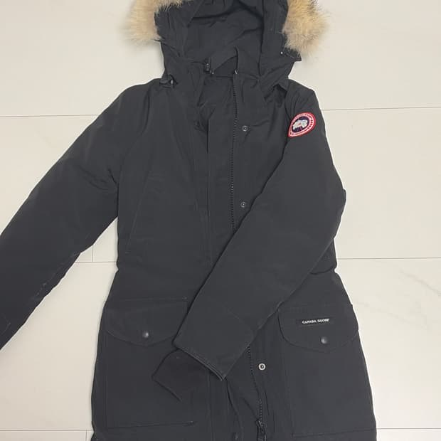 캐나다 구스 여성패딩 블랙
