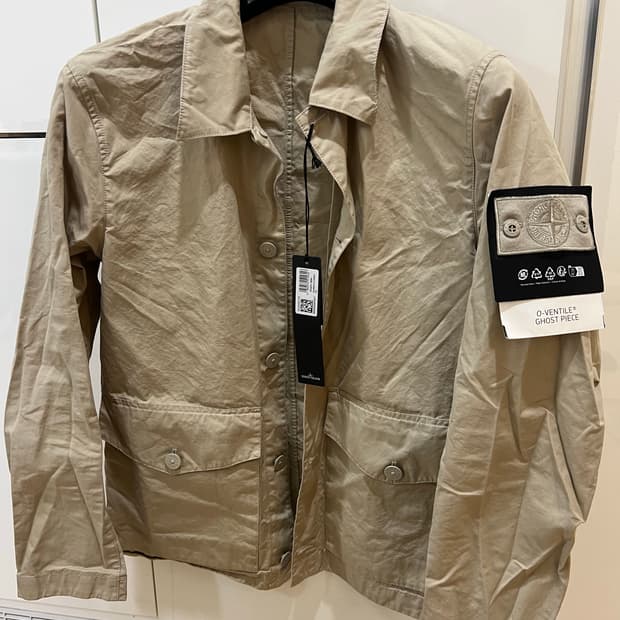 24fw 스톤아일랜드 고스트피스 베이지자켓 L (새상품급,한정판)