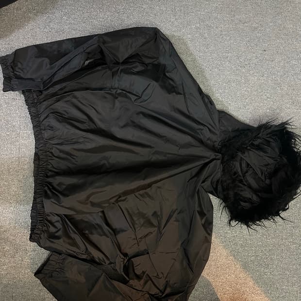 yeezy 퍼후드
